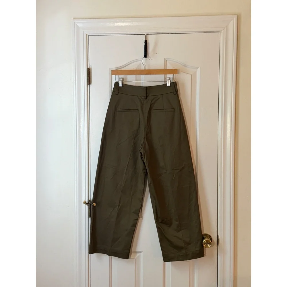 Banana Republic | 2024 Cruz Pleated Wide-Leg Chino 4P Olive Green High Rise Pant